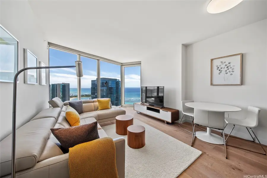 1001 Queen Street #3706, Honolulu, HI 96814 - Image #3