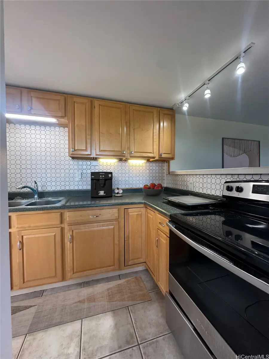 1060 Kamehameha Highway #806B, Pearl City, HI 96782 - Image #3