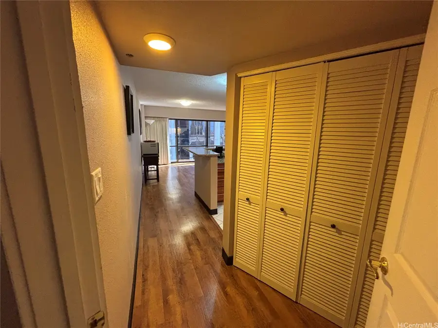 1088 Bishop Street #1607, Honolulu, HI 96813 - Image #3