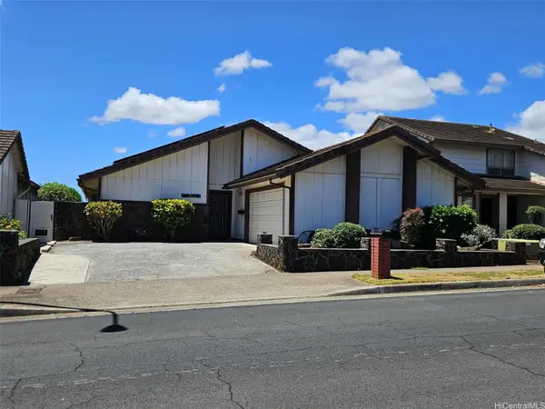 94-775 Meahale Street, Waipahu, HI 96797