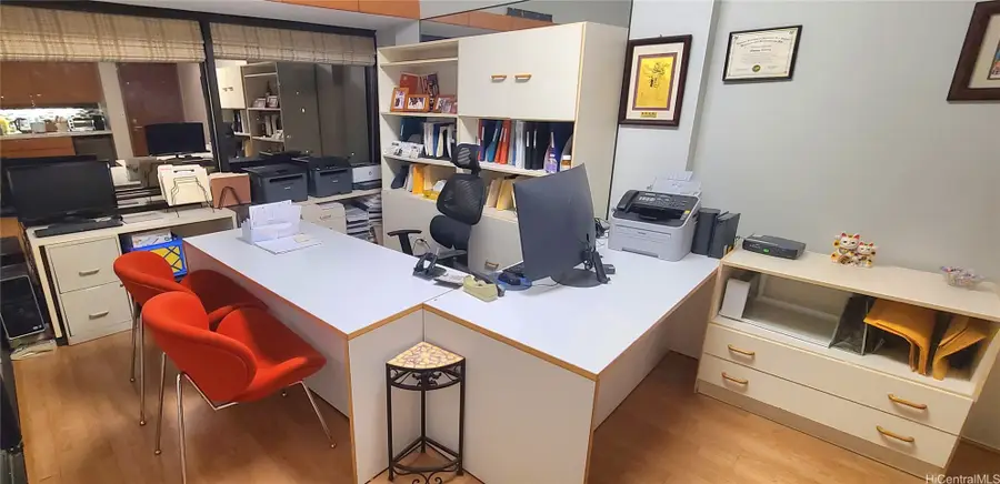 1188 Bishop Street #1010, Honolulu, HI 96813 - Image #2