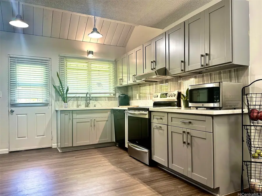 521 Pepeekeo Street #8, Honolulu, HI 96825 - Image #3