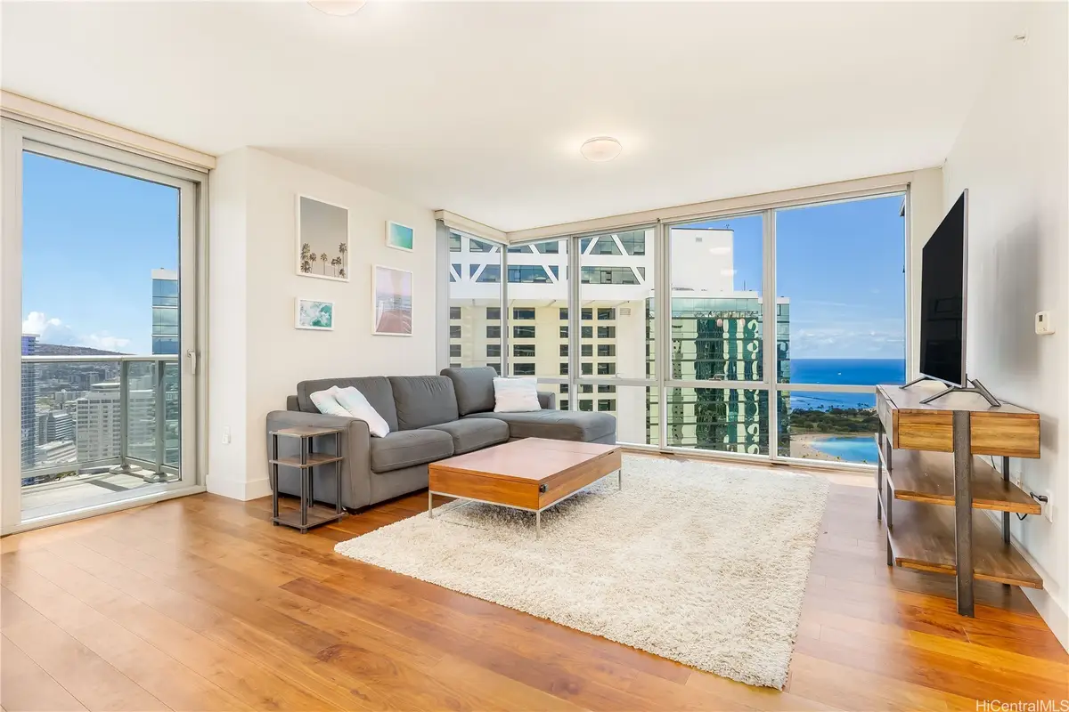 1189 Waimanu Street #3905, Honolulu, HI 96814 - Image #1