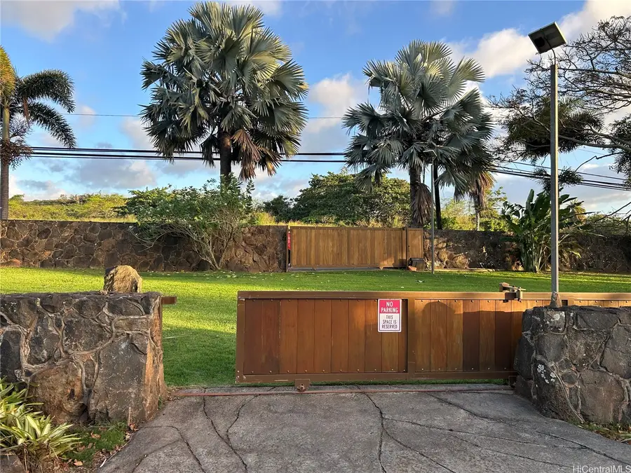 61-560 Pohaku Loa Way, Haleiwa, HI 96712 - Image #2