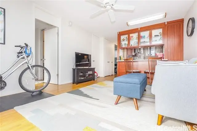 780 Amana Street #707, Honolulu, HI 96814 - Image #3