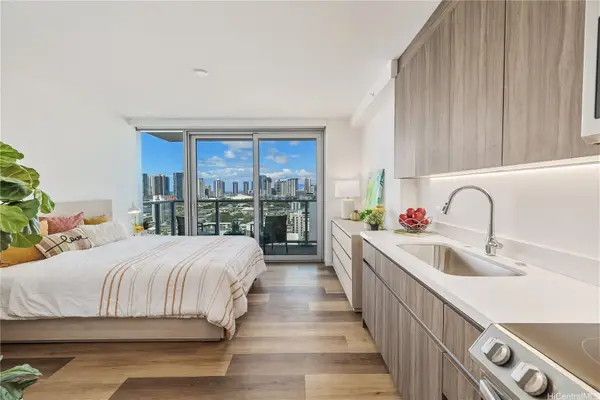 1515 Liona Street #1808, Honolulu, HI 96814