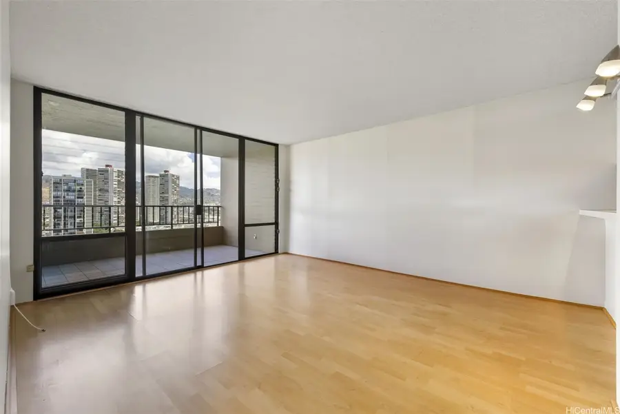 2121 Ala Wai Boulevard #1802, Honolulu, HI 96815 - Image #2