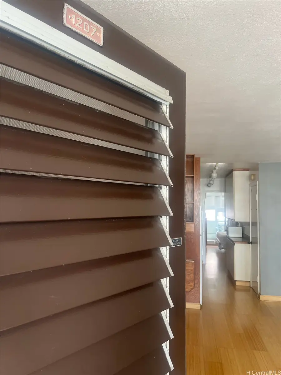 425 Ena Road #A1207, Honolulu, HI 96815 - Image #2