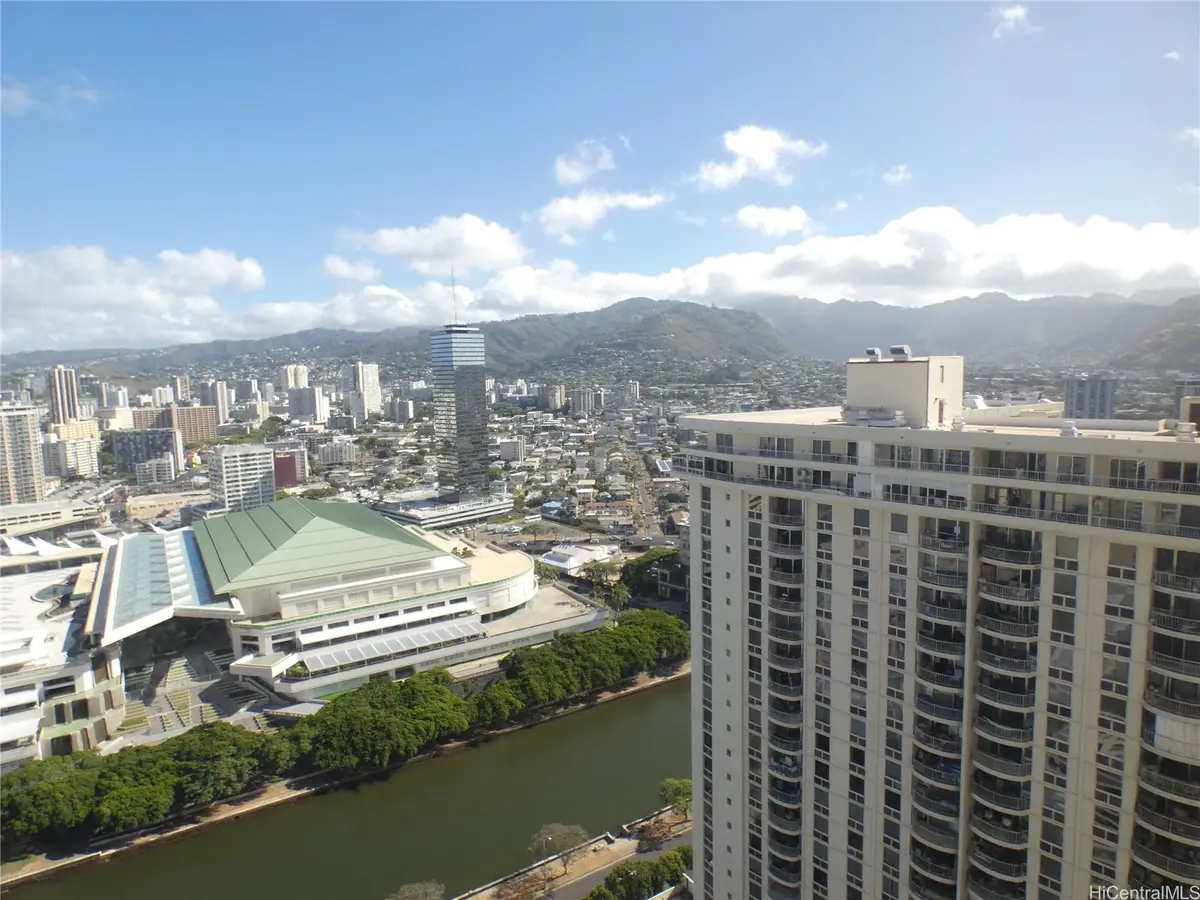 400 Hobron Lane #3406, Honolulu, HI 96815 - Image #1
