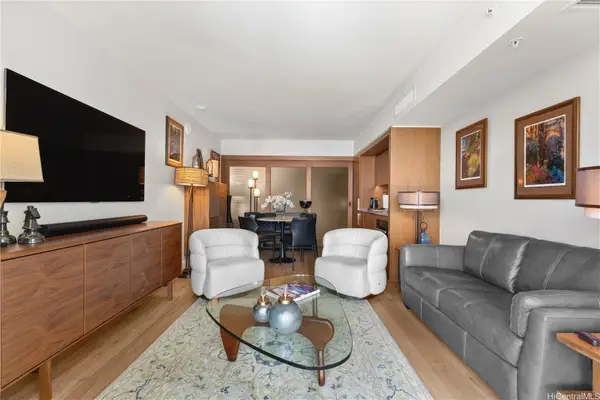 2139 Kuhio Avenue #1610, Honolulu, HI 96815