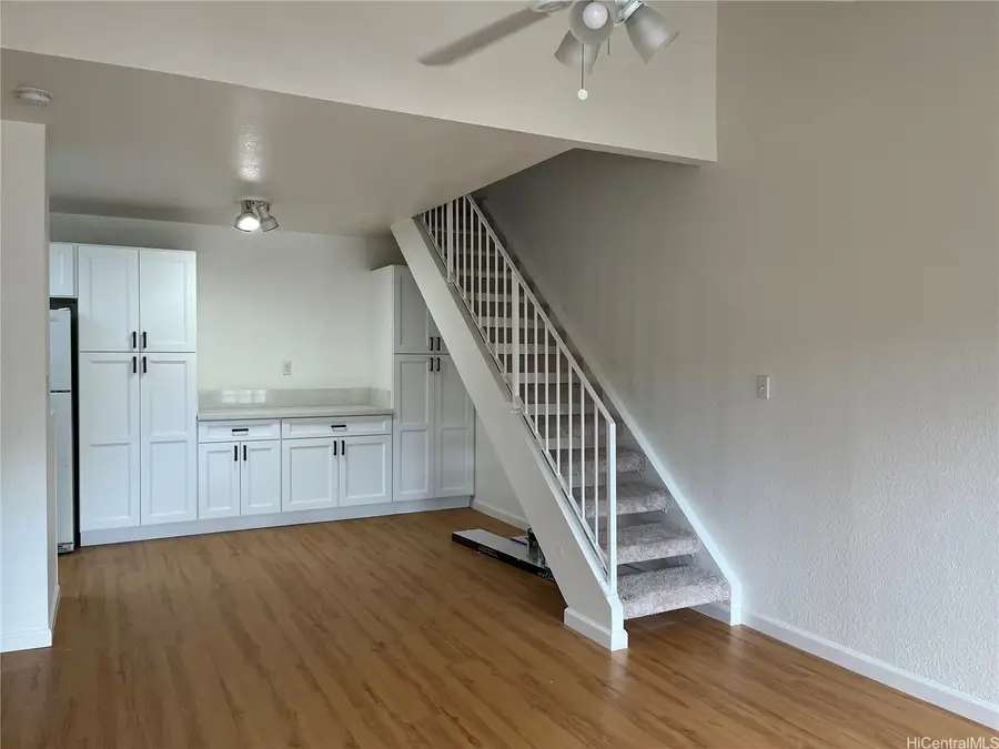 432 Mananai Place #18C, Honolulu, HI 96818 - Image #2