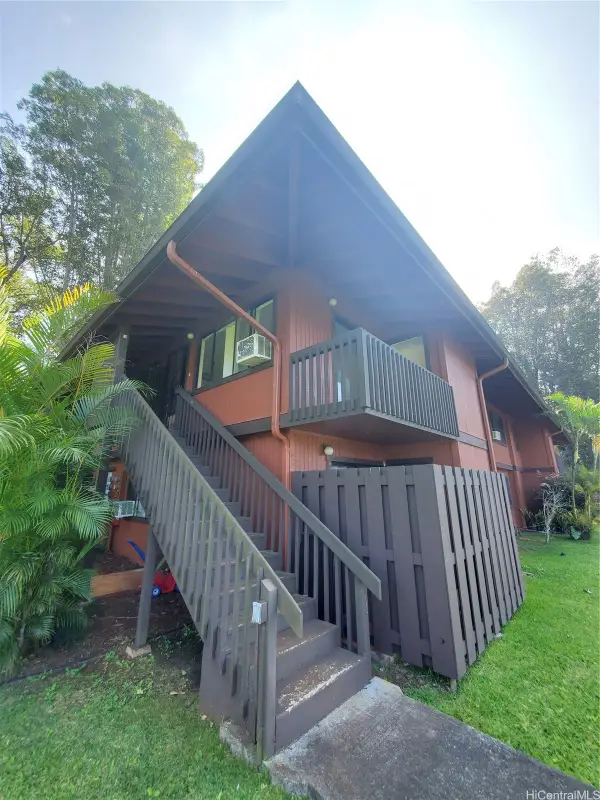 2069 California Avenue #18E, Wahiawa, HI 96786