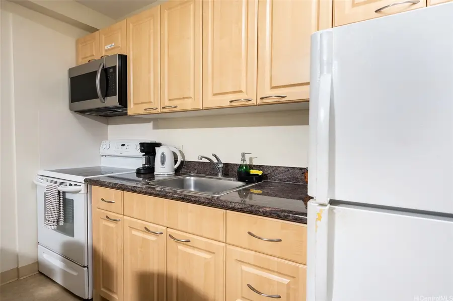 229 Paoakalani Avenue #3105(NUC), Honolulu, HI 96815 - Image #2