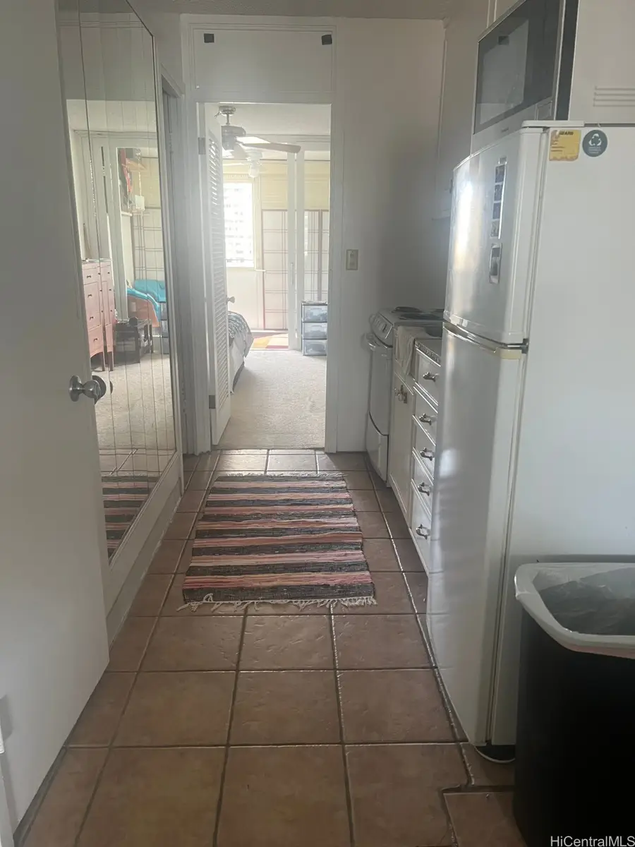 425 Ena Road #B1105, Honolulu, HI 96815 - Image #2