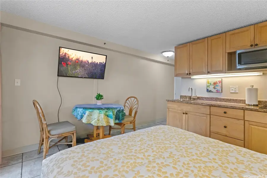 2463 Kuhio Avenue #306, Honolulu, HI 96815 - #2