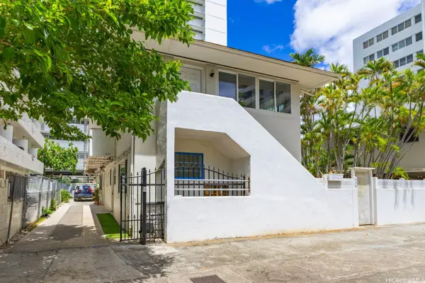 448 Kuamoo Street, Honolulu, HI 96815