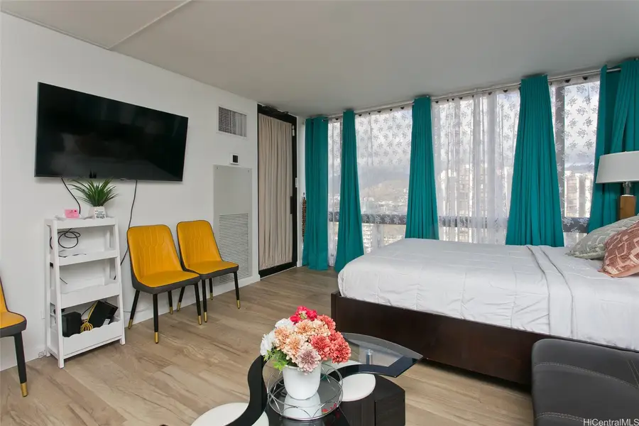 229 Paoakalani Avenue #2305(NUC), Honolulu, HI 96815 - Image #2