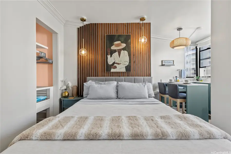 134 Kapahulu Avenue #906, Honolulu, HI 96815 - Image #2