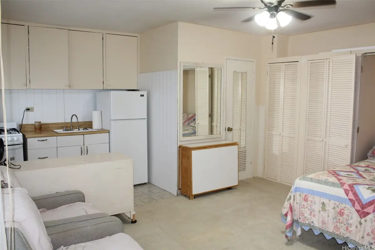 235 Liliuokalani Avenue #235, Honolulu, HI 96815 - Image #1