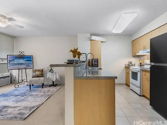 1315 Kalakaua Avenue #1407, Honolulu, HI 96826