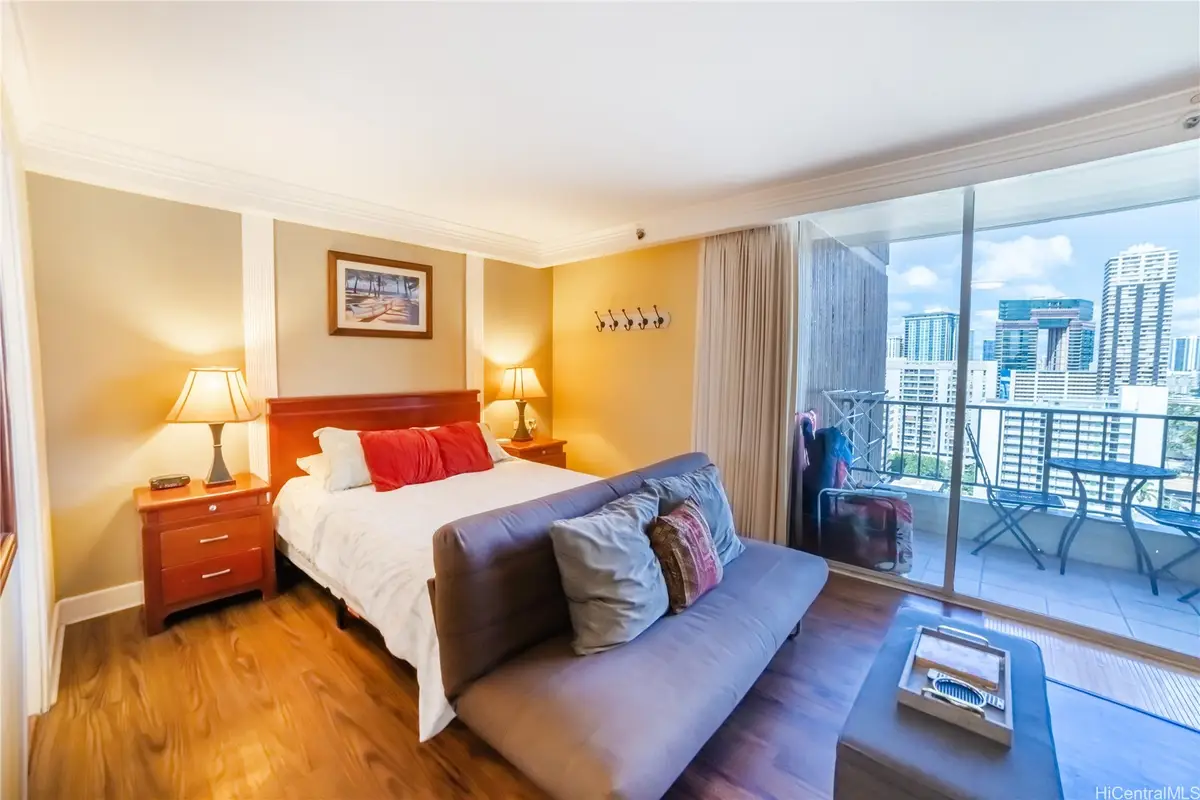 440 Olohana Street #1804, Honolulu, HI 96815 - Image #1