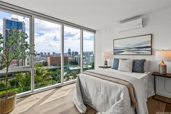 1515 Liona Street #1801, Honolulu, HI 96814