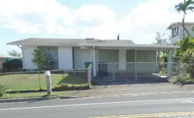 1684 Komo Mai Drive, Pearl City, HI 96782