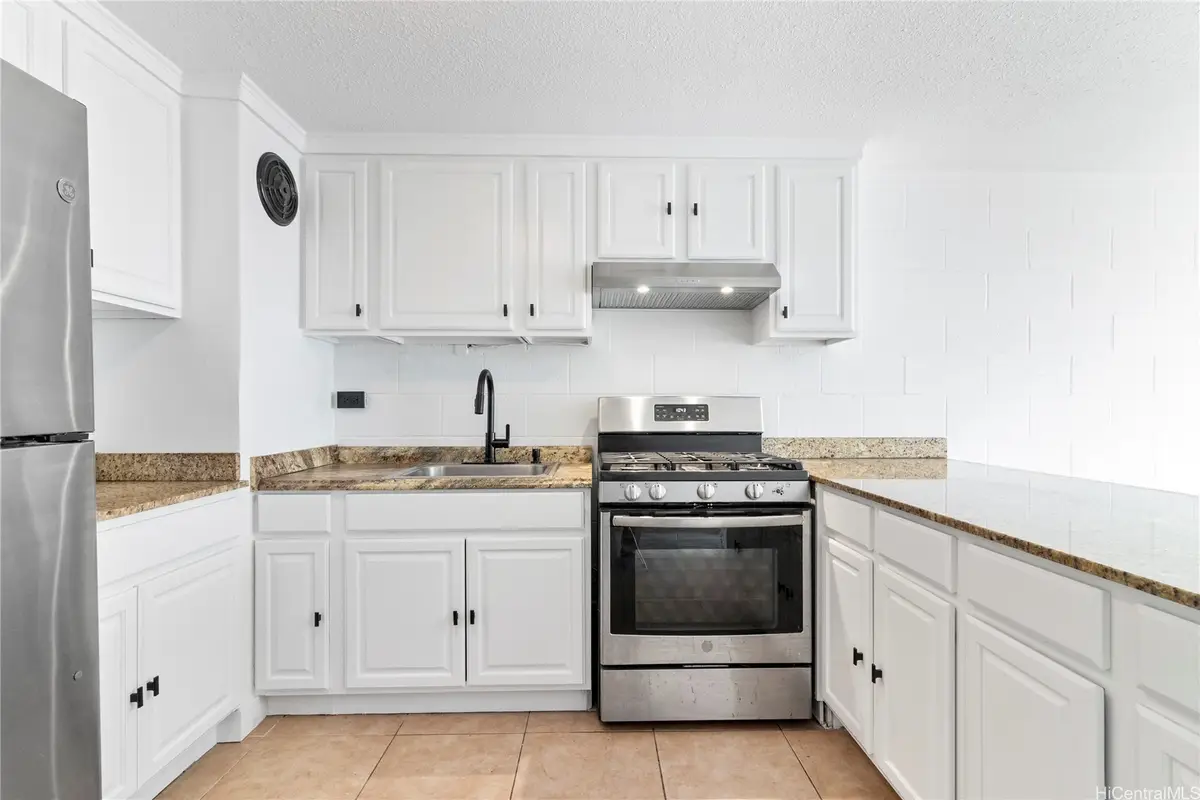 2501 Coyne Street #101, Honolulu, HI 96826 - Image #1