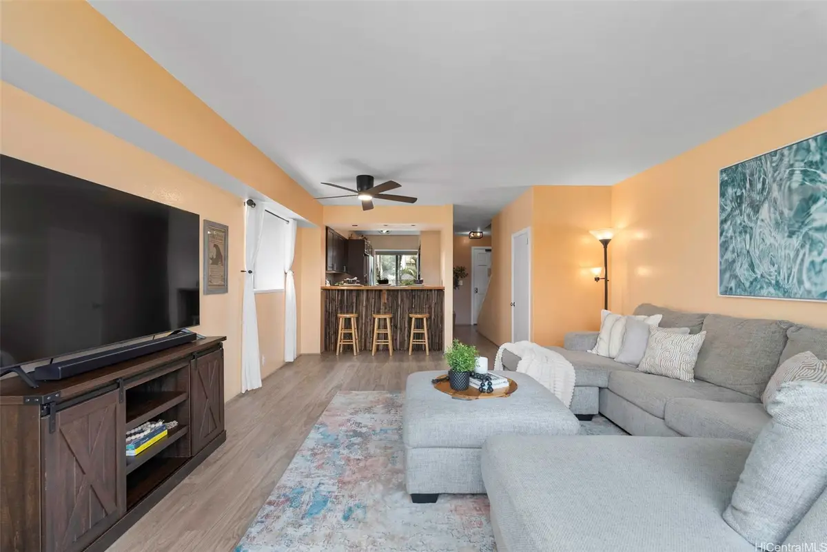 98-941 Moanalua Road #402, Aiea, HI 96701 - Image #1