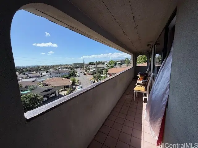 1087 Wiliki Drive, Honolulu, HI 96818 - Image #3