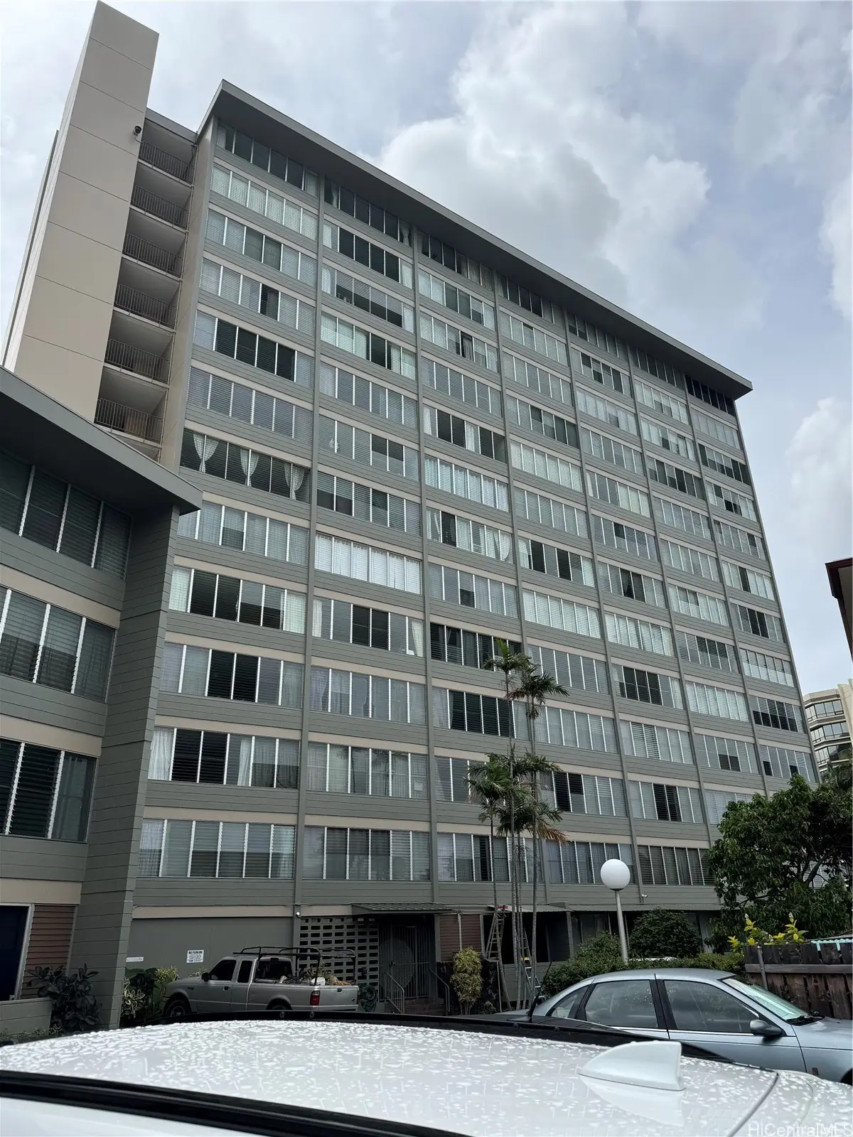 1550 Wilder Avenue #1304, Honolulu, HI 96822 - Image #1