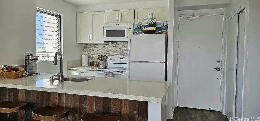 2240 Kuhio Avenue #905, Honolulu, HI 96815 - Image #2