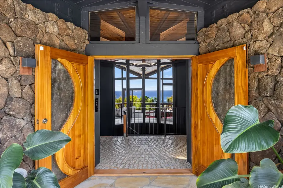 1826 Laukahi Street, Honolulu, HI 96821 - Image #2