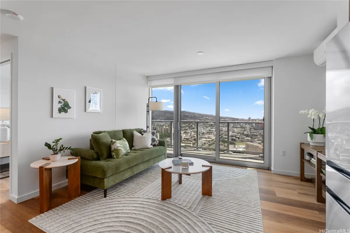 1515 Liona Street #3707, Honolulu, HI 96814 - Image #1