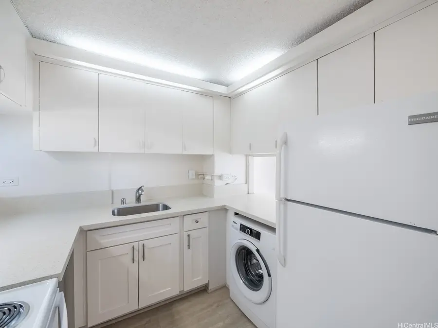 2421 Ala Wai Boulevard #1205, Honolulu, HI 96815 - Image #3