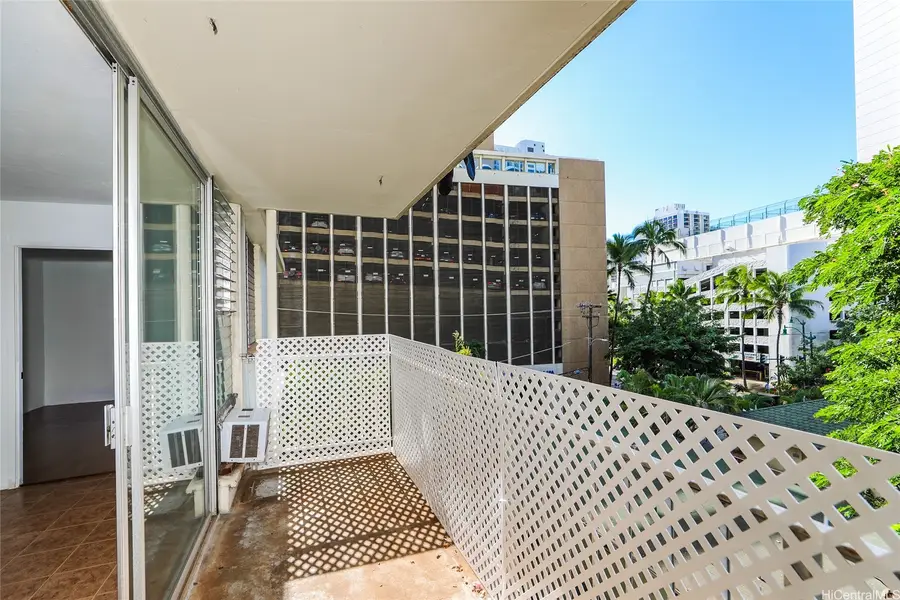 222 Liliuokalani Avenue #501, Honolulu, HI 96815 - Image #3
