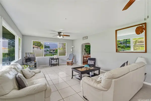 45-3 Kaneohe Bay Drive, Kaneohe, HI 96744