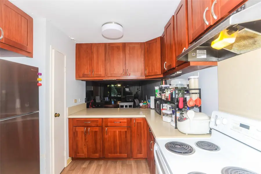 511 Hahaione Street #1-2C, Honolulu, HI 96825 - Image #3