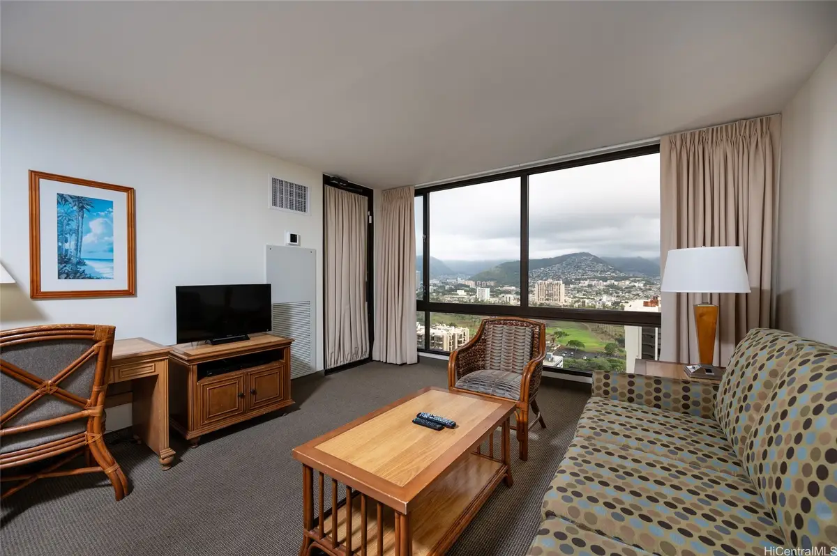 229 Paoakalani Avenue #2901(NUC), Honolulu, HI 96815 - Image #1