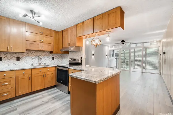 95-273 Waikalani Drive #D501, Mililani, HI 96789