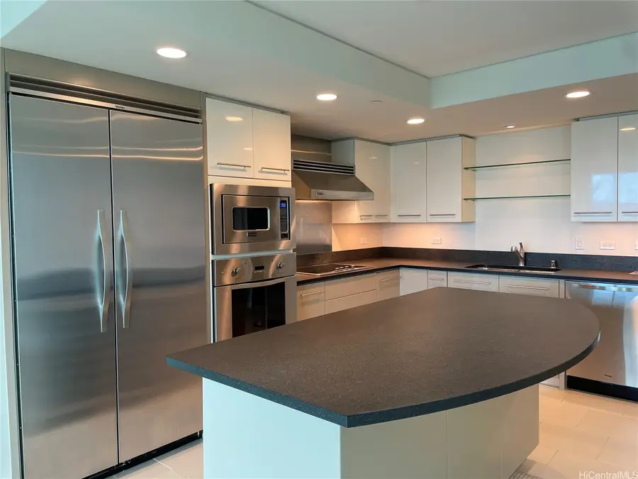 1200 Queen Emma Street #3511, Honolulu, HI 96813 - Image #2