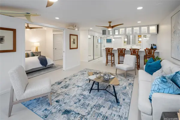 2895 Kalakaua Avenue #209, Honolulu, HI 96815