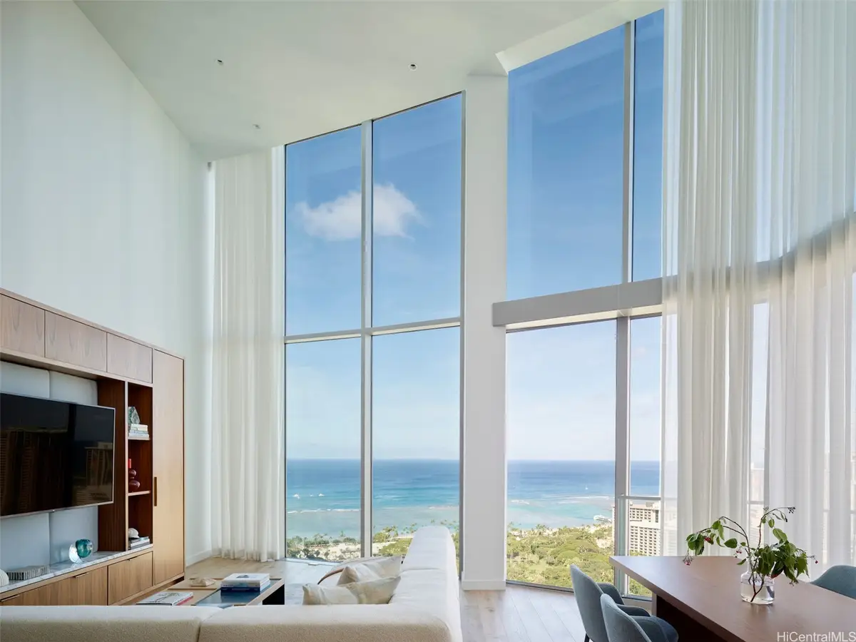 2139 Kuhio Avenue #PH-A, Honolulu, HI 96815 - Image #1