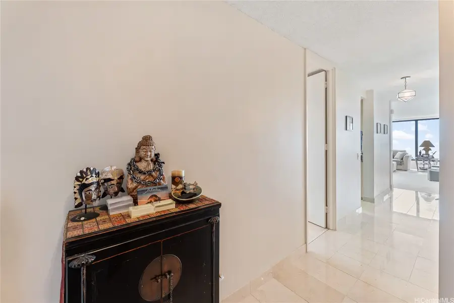 250 Kawaihae Street #10A, Honolulu, HI 96825 - Image #2
