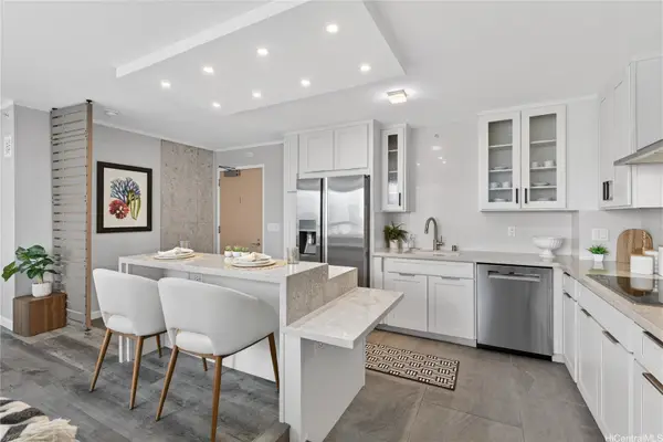 88 Piikoi Street #1811, Honolulu, HI 96814