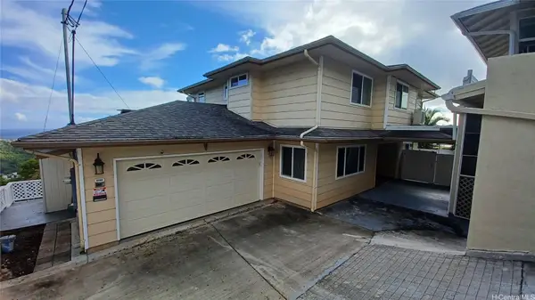 2407 St Louis Drive #B, Honolulu, HI 96816