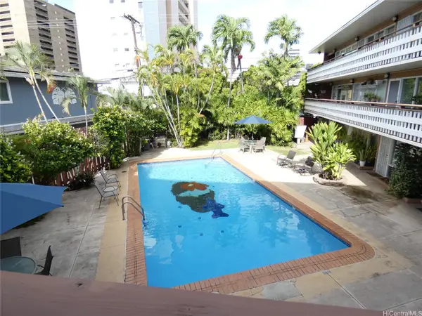 1427 Alexander Street #201, Honolulu, HI 96822