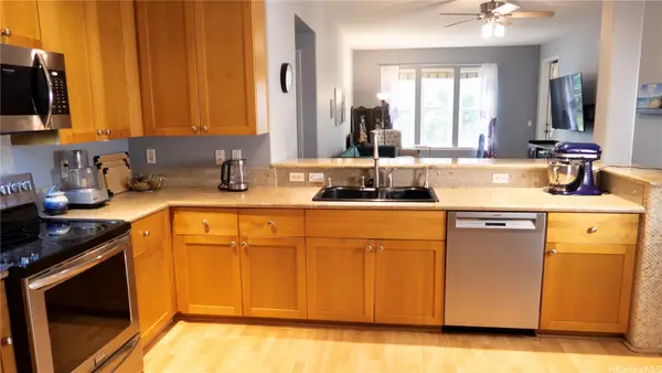 520 Lunalilo Home Road #7107, Honolulu, HI 96825