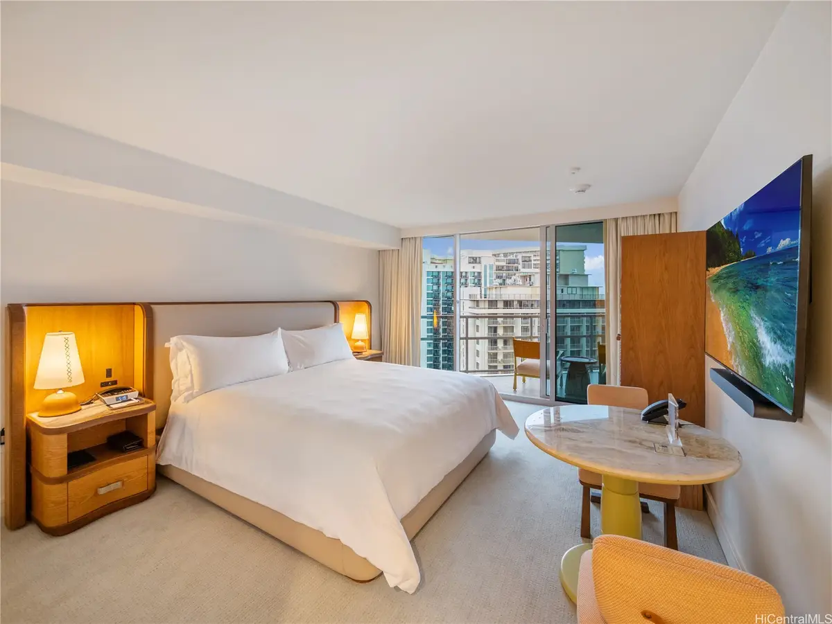 223 Saratoga Road #1906, Honolulu, HI 96815 - Image #1