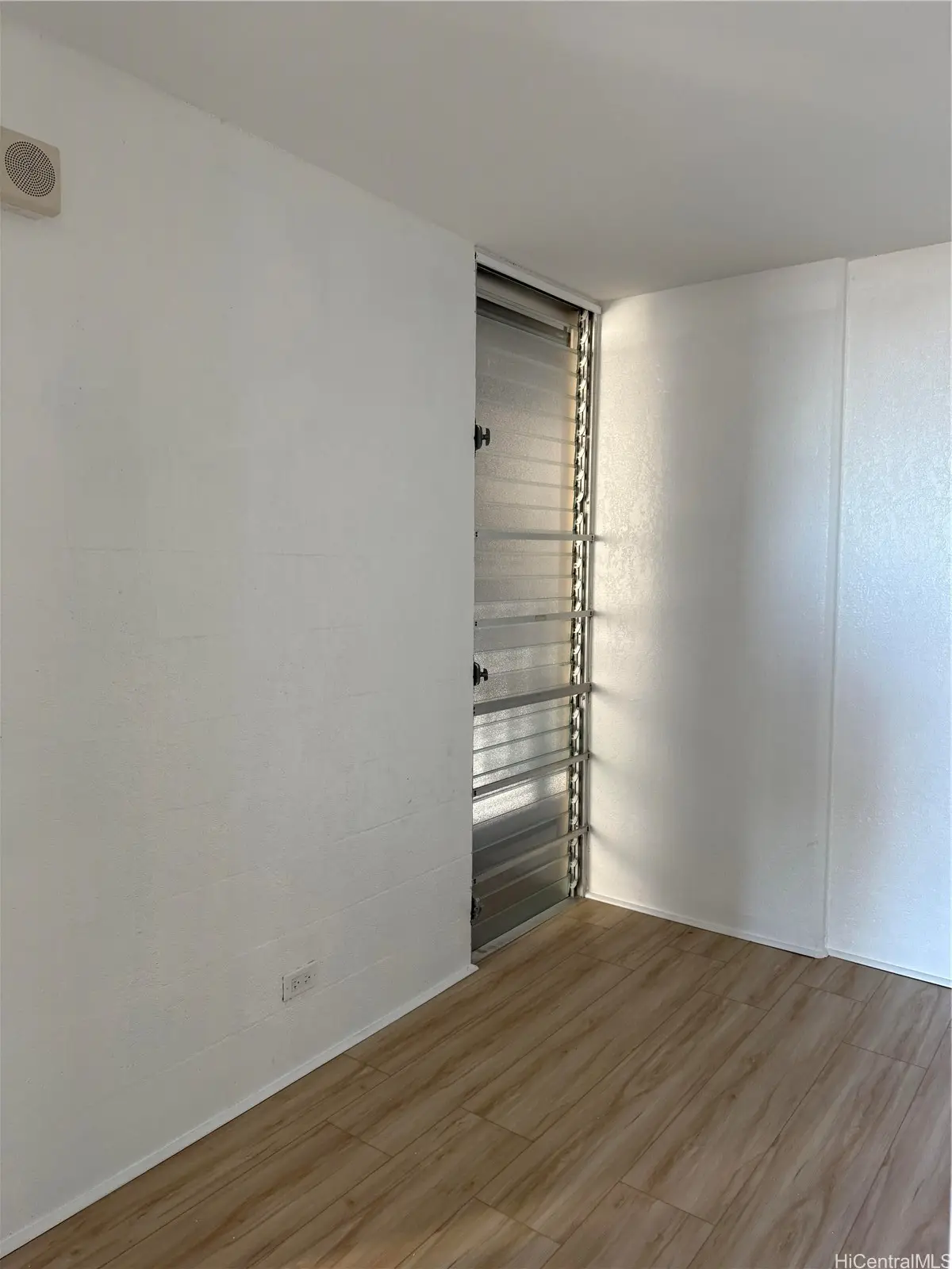 1226 Alexander Street #505, Honolulu, HI 96826 - Image #1